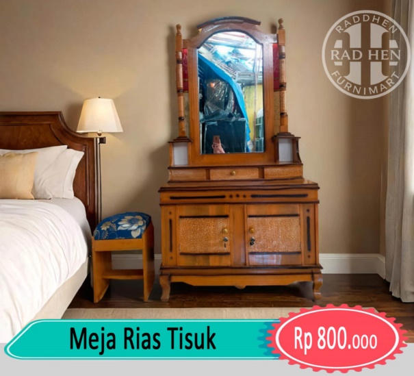 Meja Rias Tisuk